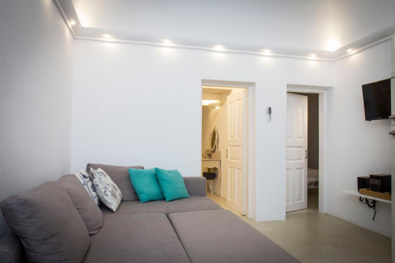Linos Suites Emporio  Екстериор снимка