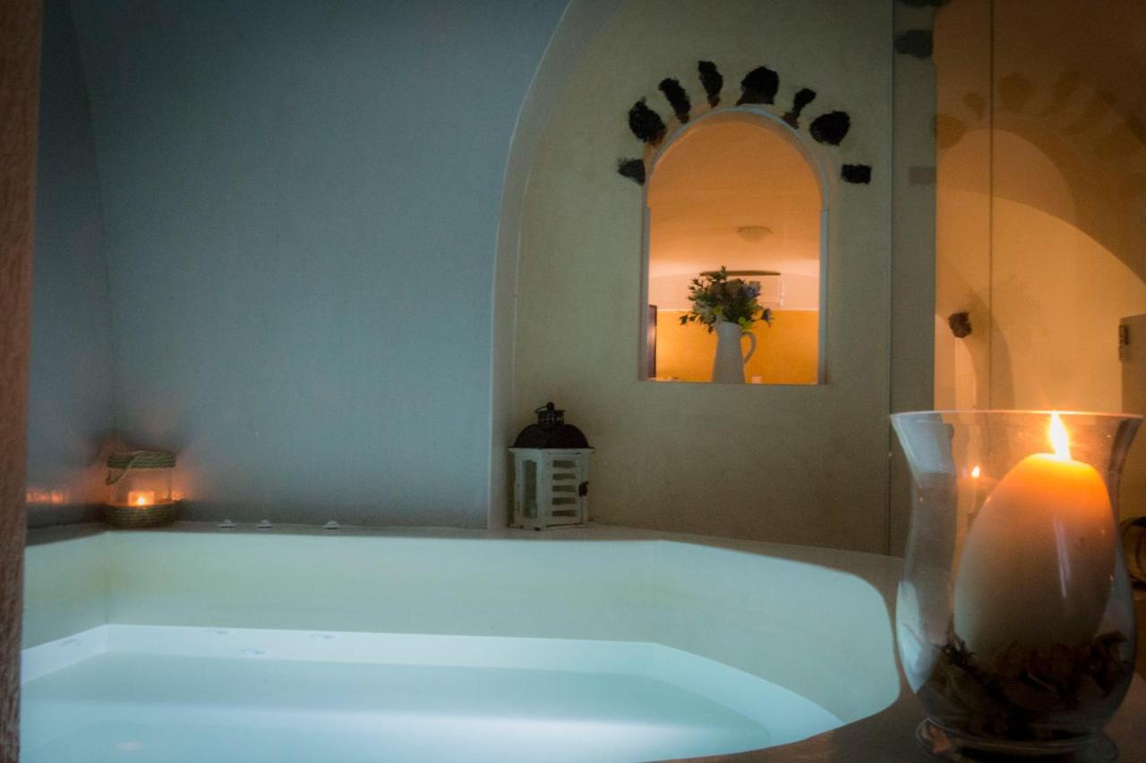 Linos Suites Emporio  Екстериор снимка