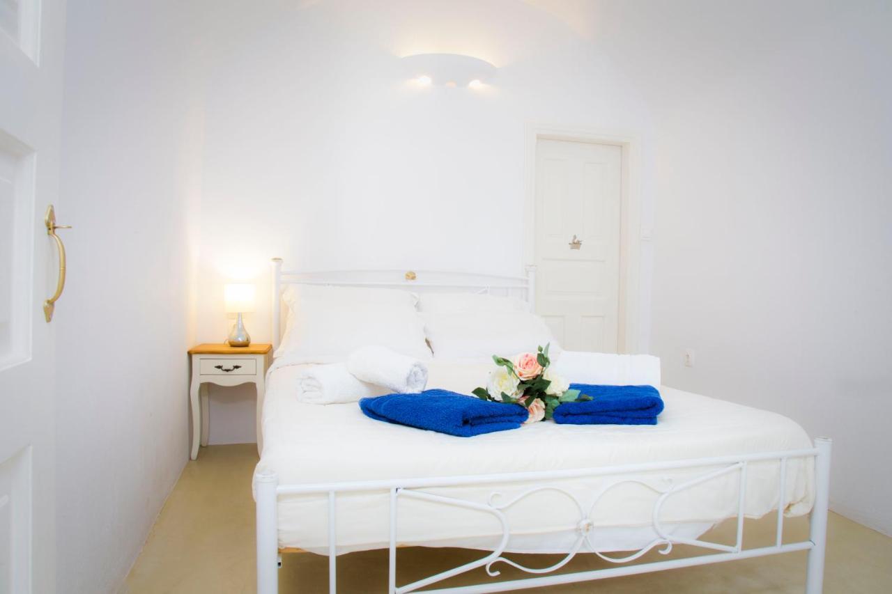 Linos Suites Emporio  Екстериор снимка