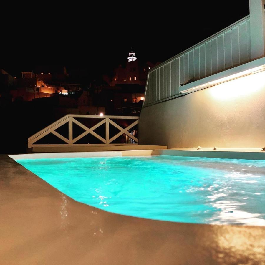 Linos Suites Emporio  Екстериор снимка