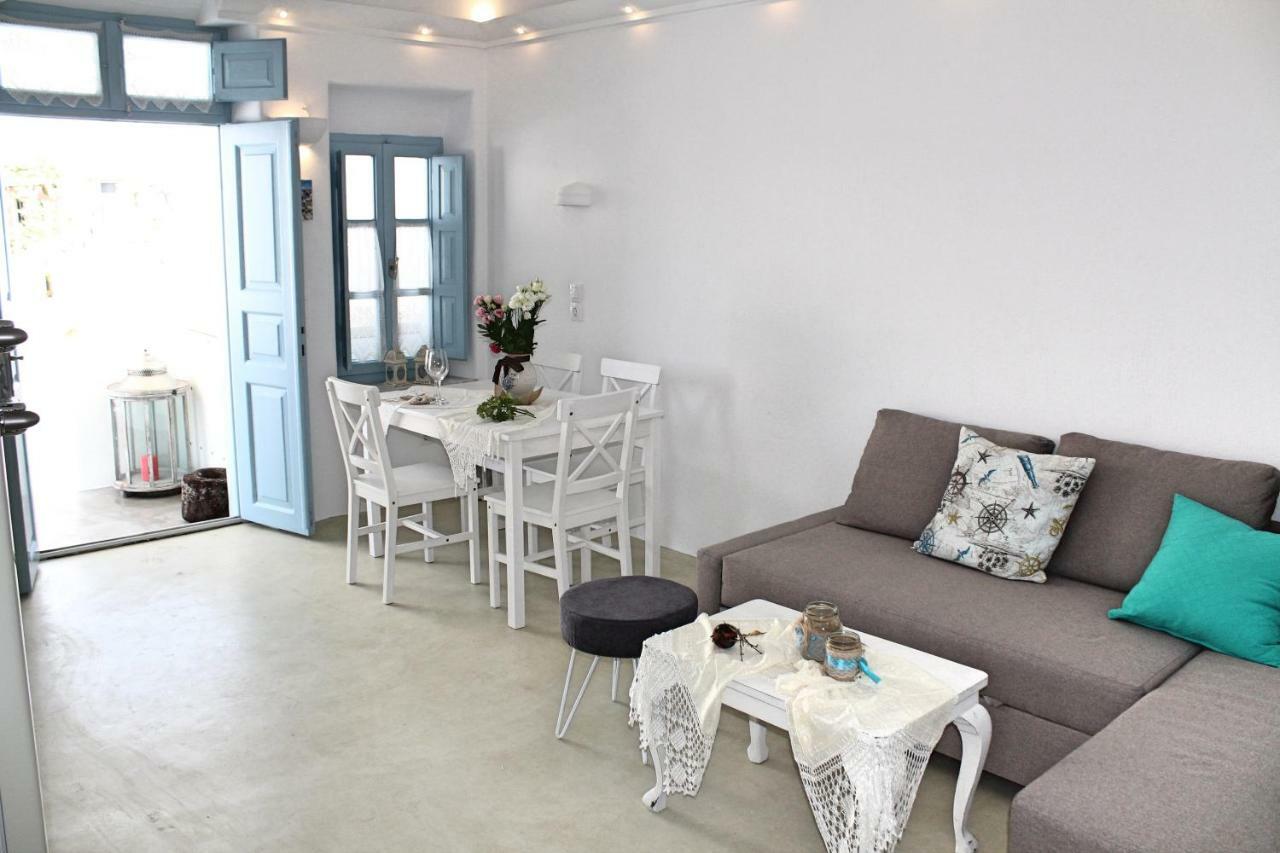 Linos Suites Emporio  Екстериор снимка